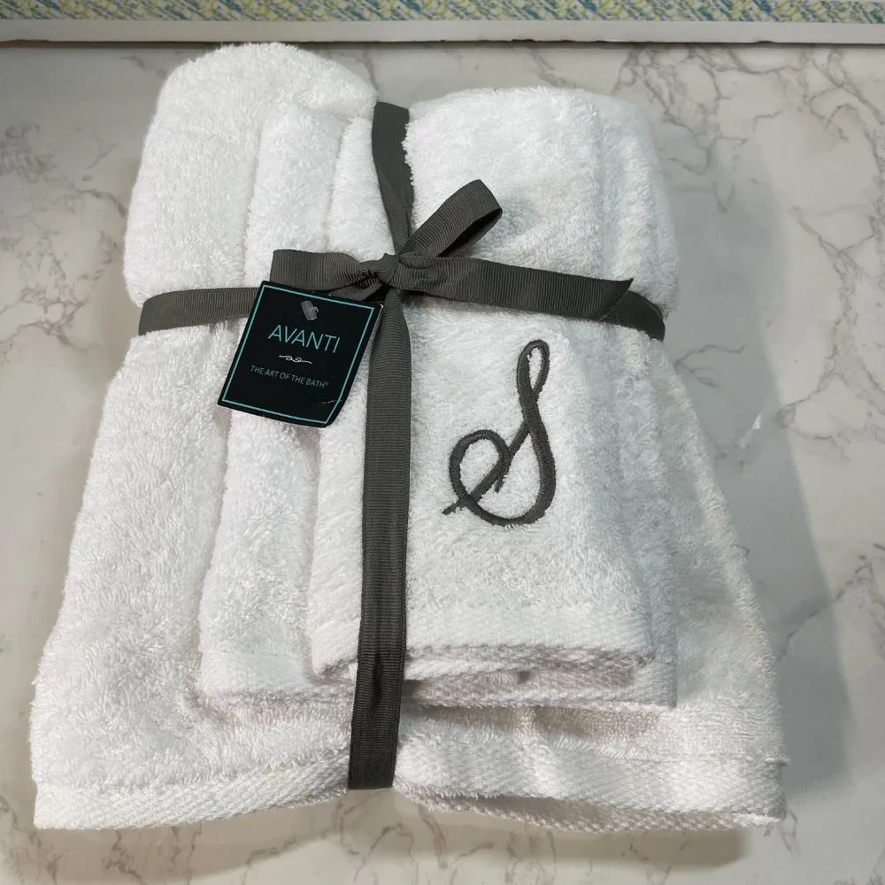 3 Towel Set, White, Avanti Monogram 